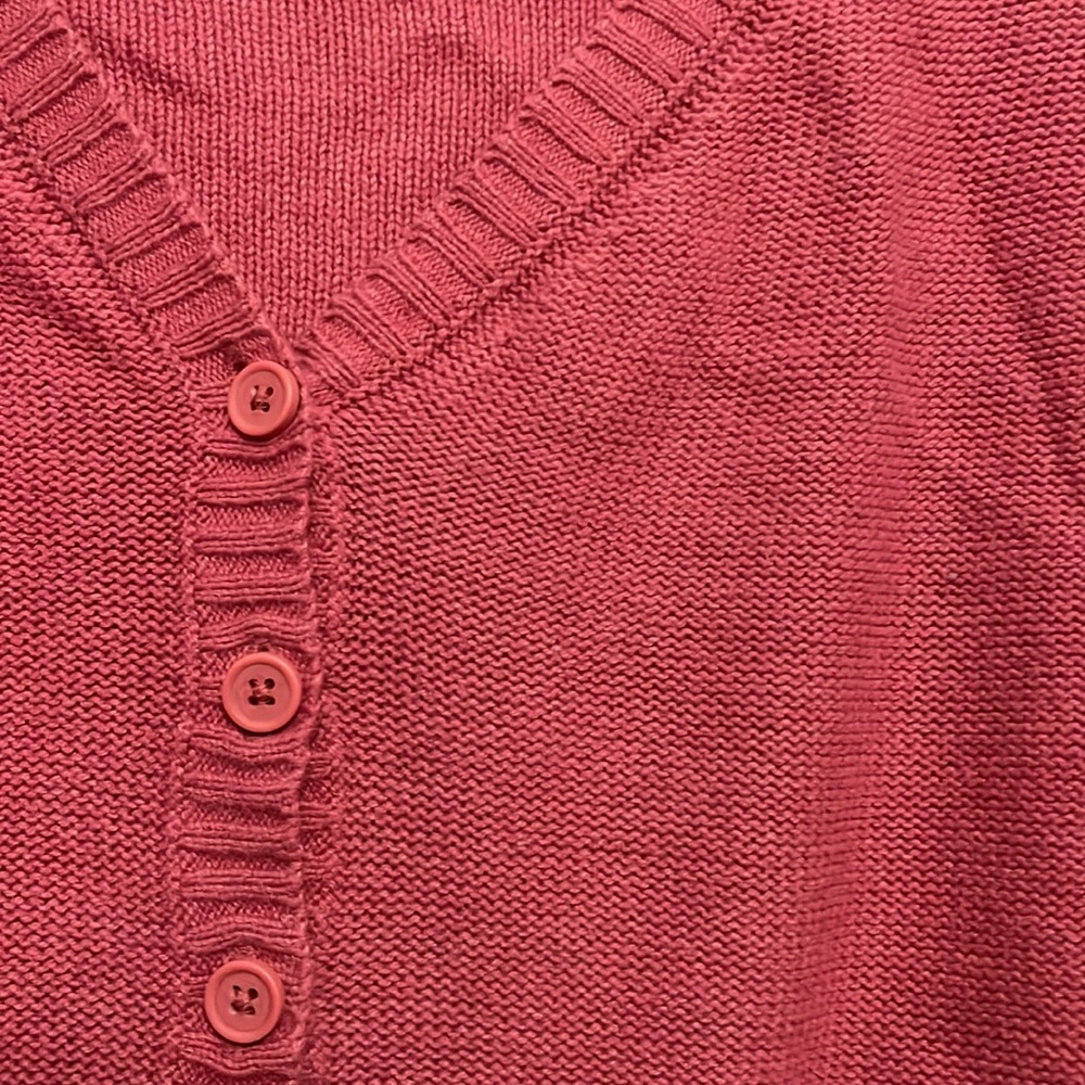 AE sweater - Picture 3 of 4
